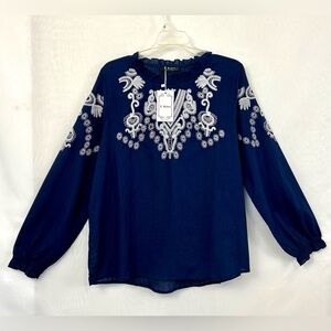 NWT E-Retro Women’s Navy Blue Embroidered Long Sleeve Lightweight Blouse / Large